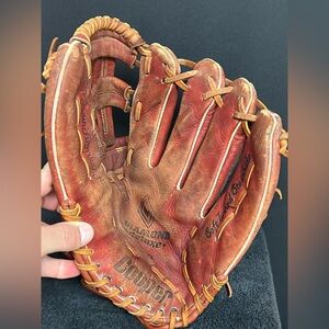 Cooper Diamond Deluxe 670 Baseball Glove RHT RIGHT HAND THROW 1st First Baseman